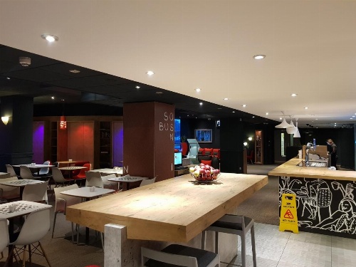 ibis Leeds Centre image 16
